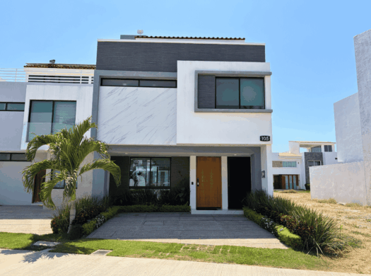 Casa en Venta en Entre Ríos Fluvial Vallarta | 3 Recámaras + Rooftop